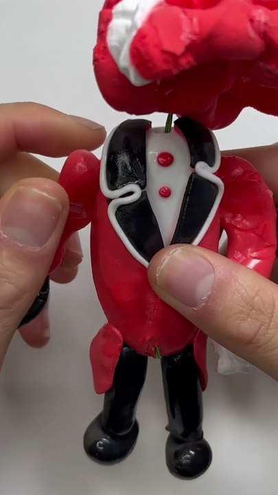 Caine Slime Clay Cracking - (From The Amazing Digital Circus)