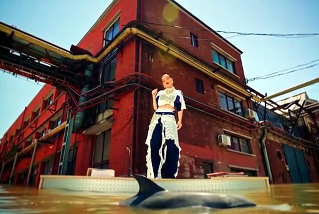 Minelli - Full Option | Official Music Video
