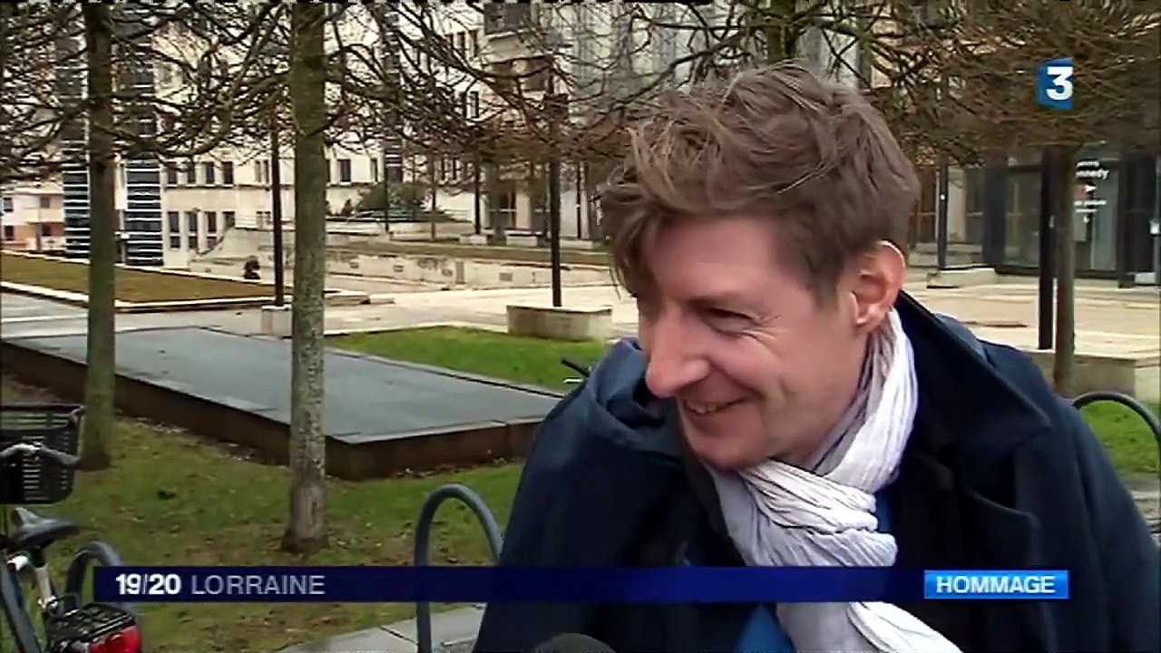 2017 - Johnny Hallyday : faut-il rebaptiser le Zénith de Nancy en son honneur ? – Journal de France 3 Lorraine (6 Décembre)