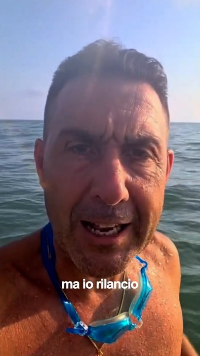 La sfida Renzi-Vannacci tra maratona e nuoto