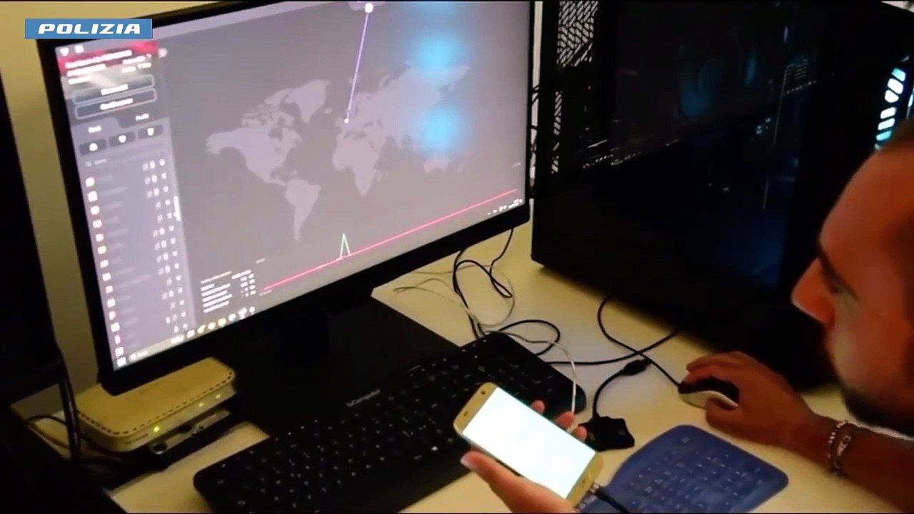Pedopornografia on line, maxi inchiesta della Polizia: sei arresti e tre denunce - IL VIDEO