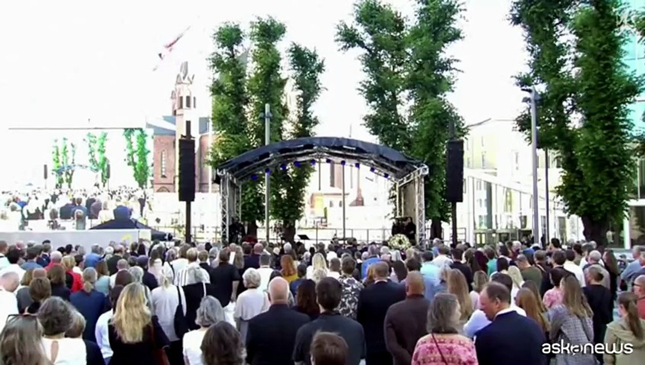 Norvegia, a Olso cerimonia per le 77 vittime a 15 anni dalla strage
