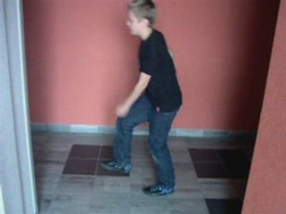 JUMPSTYLE Le jump domine, la tecktonik s'incline Hardjump !