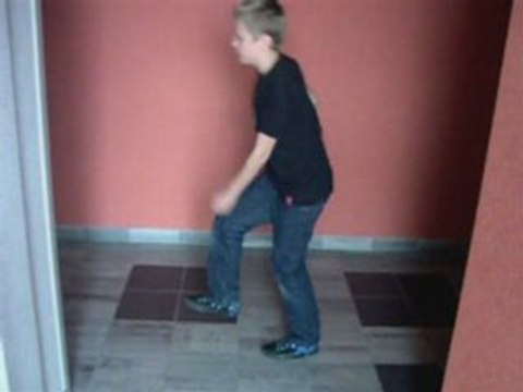 JUMPSTYLE Le jump domine, la tecktonik s'incline Hardjump !