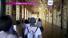 Галерея Аполлона в Лувре вновь открыта после дерзкого ограбления