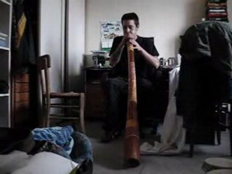 didgeridoo