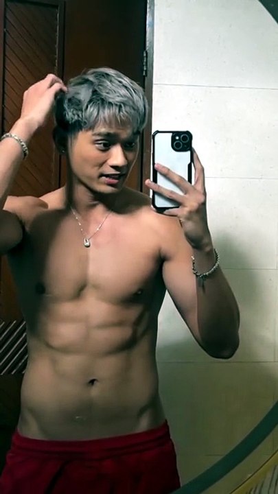 flex ko lang katawan ko