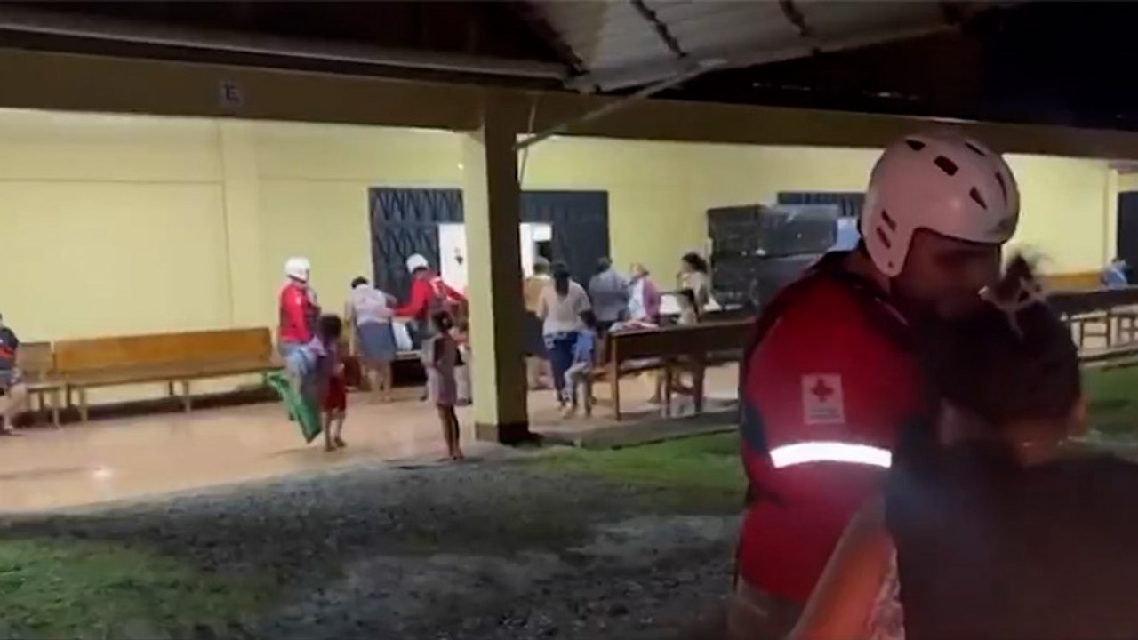 tn7-vecinos-de-sarapiqui-cumplen-tres-dias-en-albergues-por-inundaciones-220726