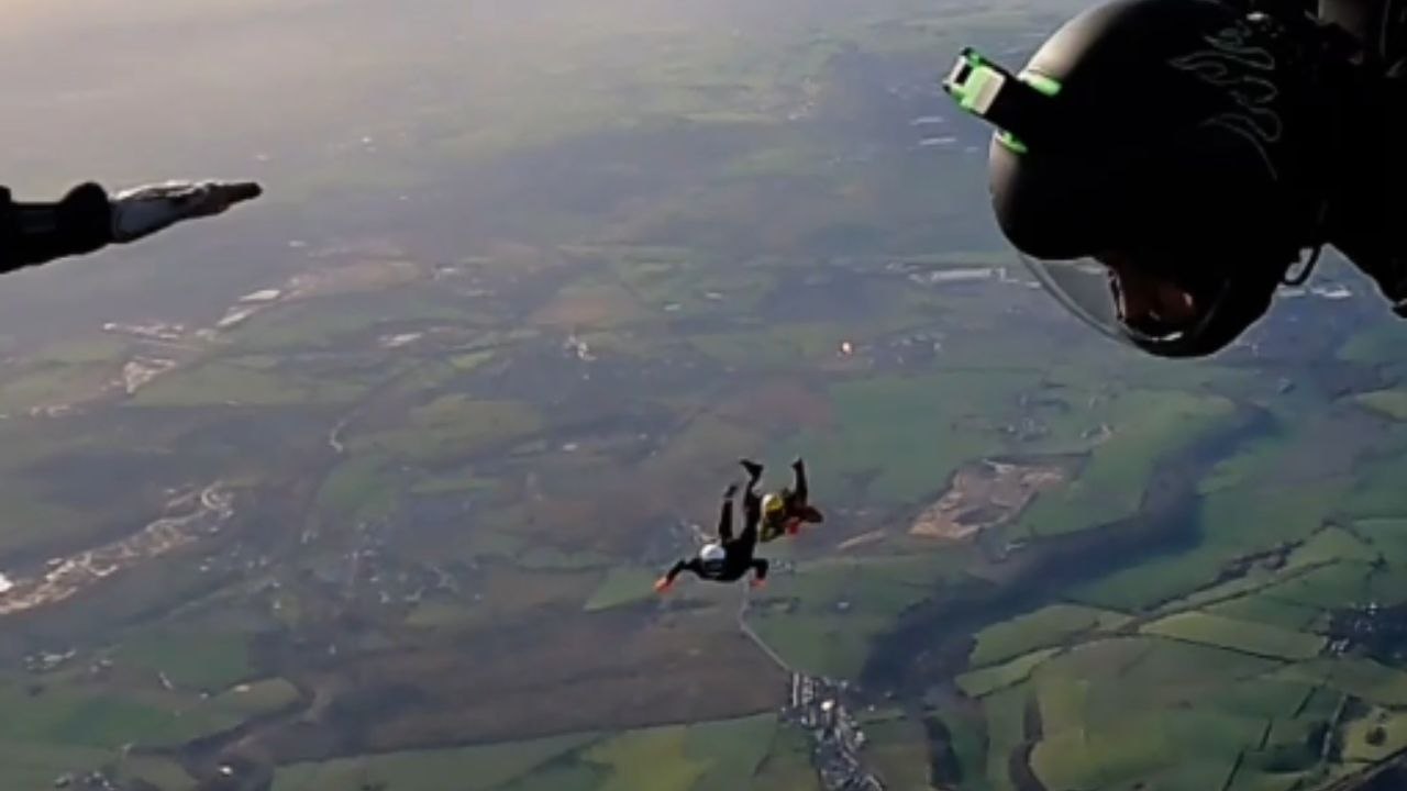 Skydivers Show Off Hula Hoop Skills During Freefall
