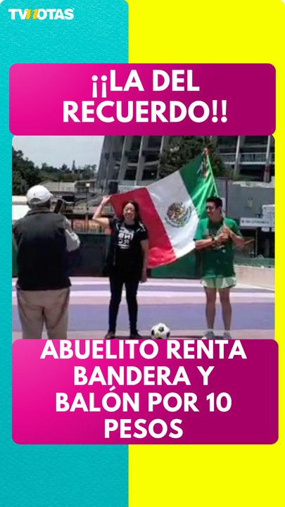Abuelito renta bandera y balón para tomarse foto en las inmediaciones del Estadio Banorte