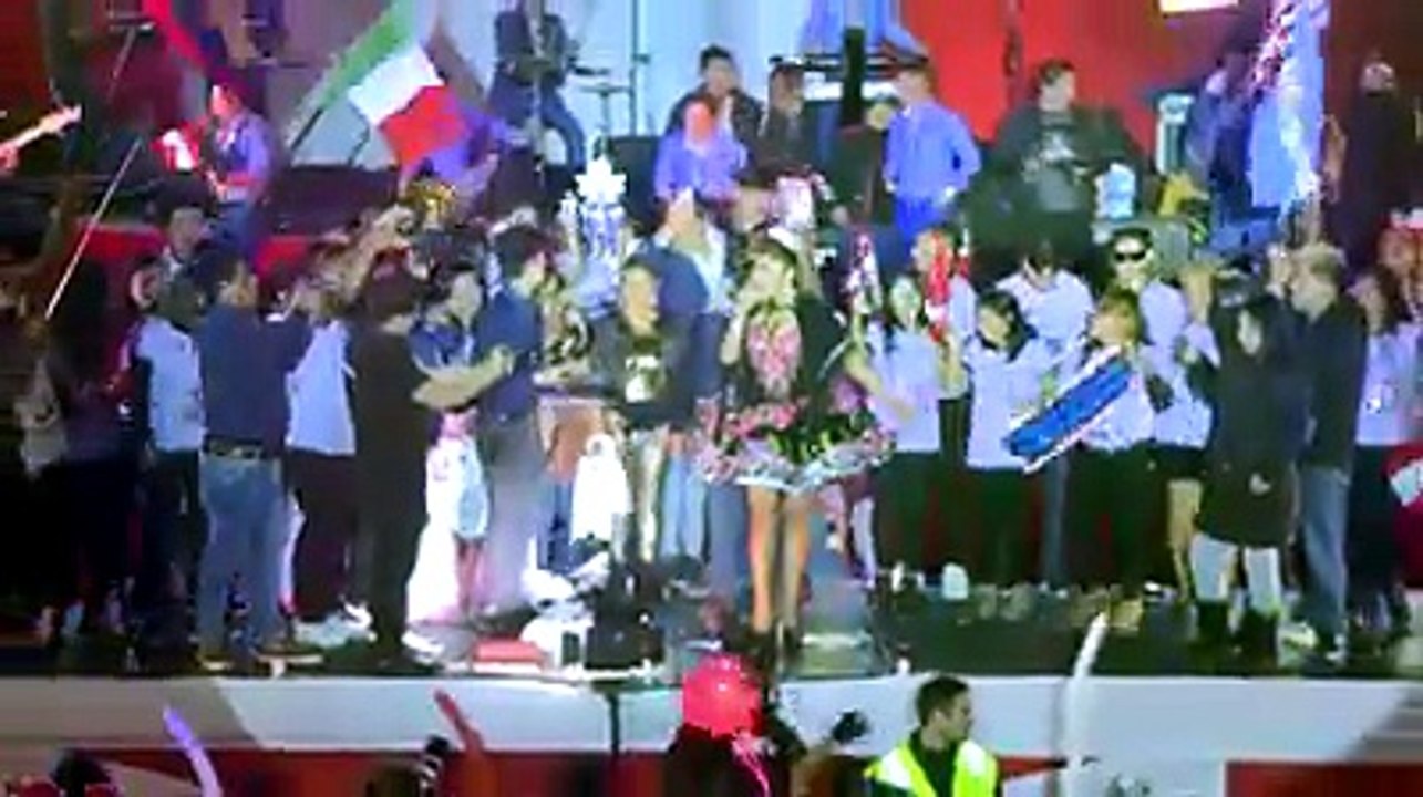 Yarita Lizeth Yanarico 8 Aniversario En Lima - Mentiras