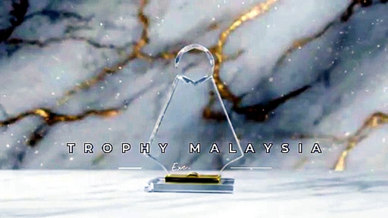 Yellow Round Crystal Trophies at Trophy-World Malaysia | Custom Trophies & Plaques Supplier