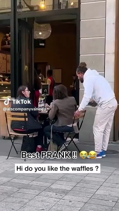 😂 CHORANDO DE RIR! Ele liga o som no máximo e esconde! Ninguém entendeu nada!