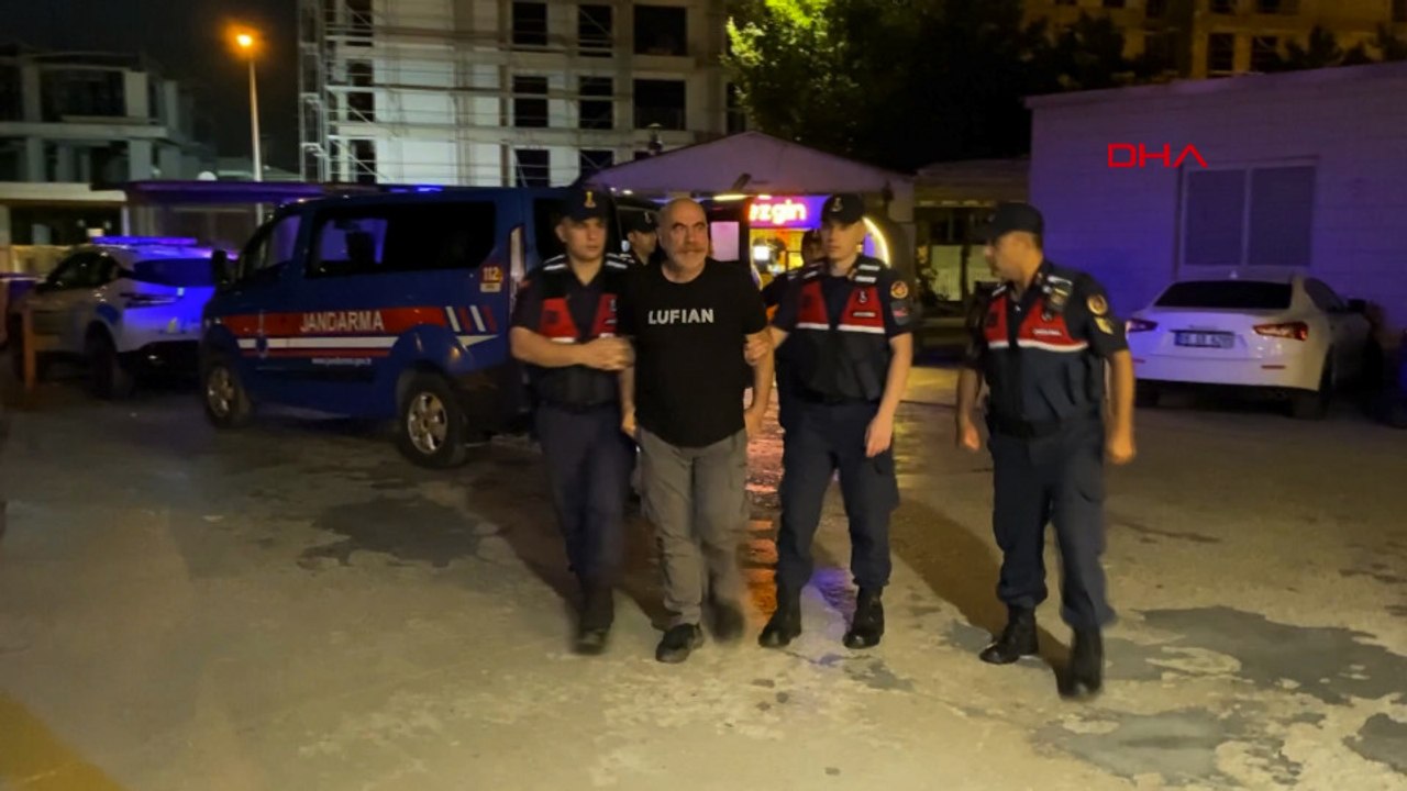 Bursa’daki uyuşturucu operasyonunda yönetmen Ezel Akay ve kardeşi gözaltına alındı