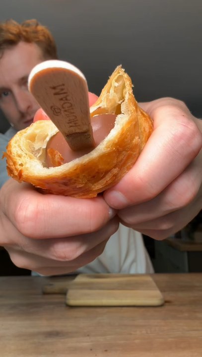 MAGNUM CROISSANTS