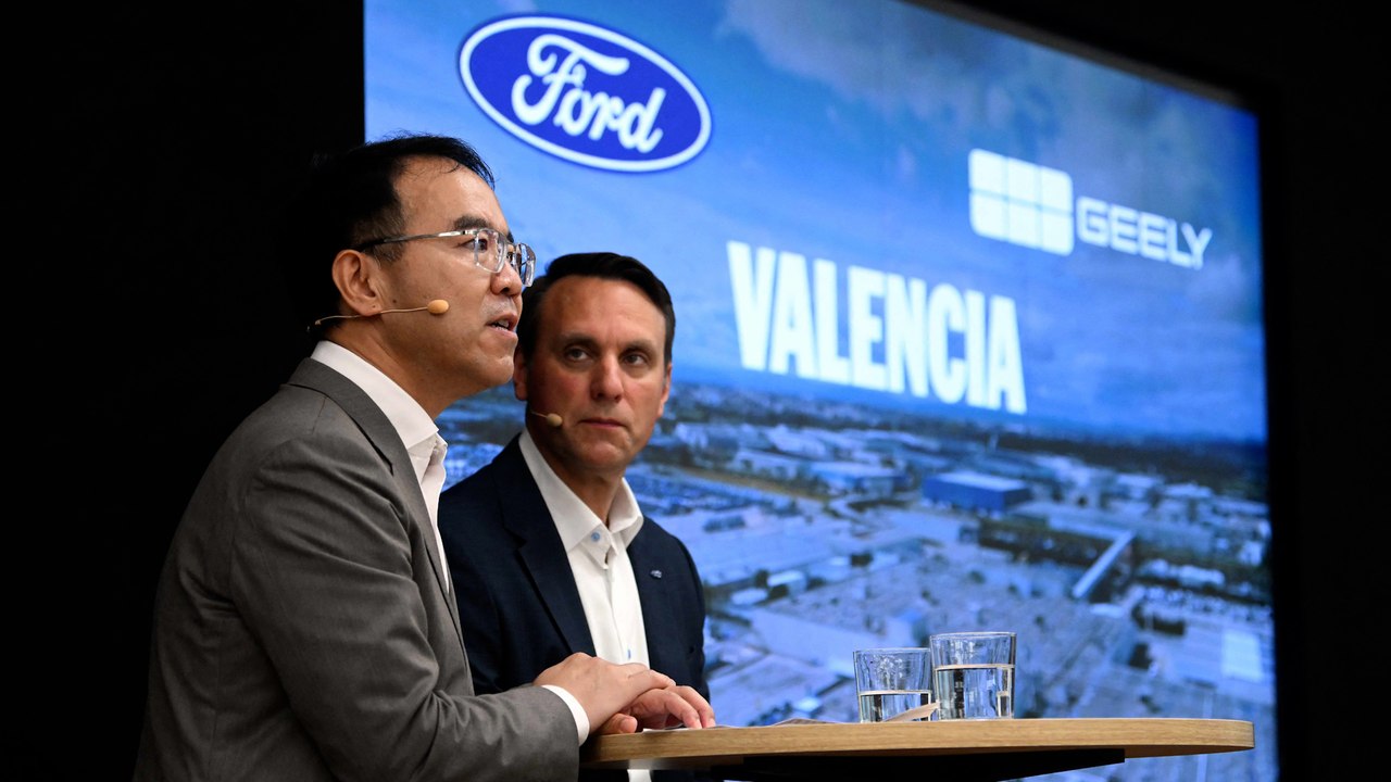 Ford y la china Geely se alían para elevar la producción de Almussafes a cinco vehículos
