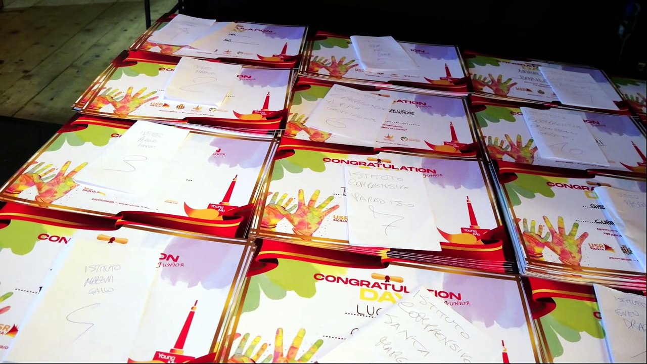Congratulation day, celebrati gli studenti delle medie