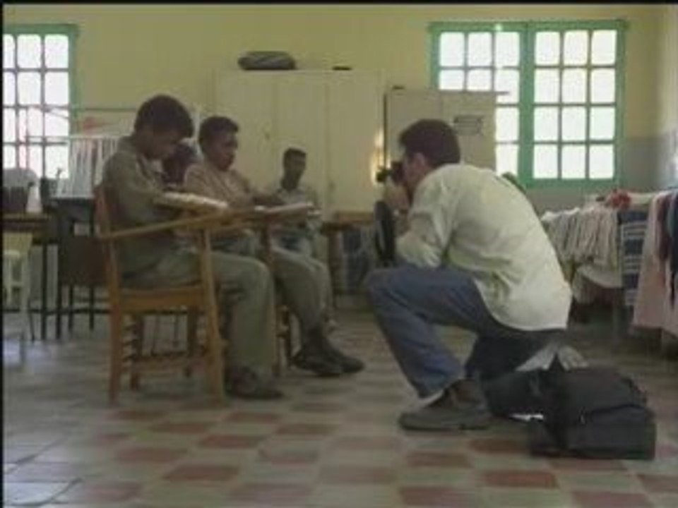 From world to world (documentary, detourshenry.eu)