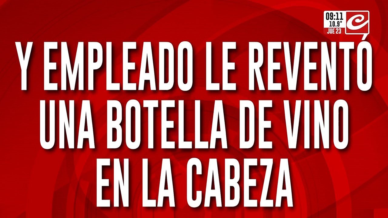 Empleado le reventó la cabeza de un botellazo a delincuente. Mirá el video