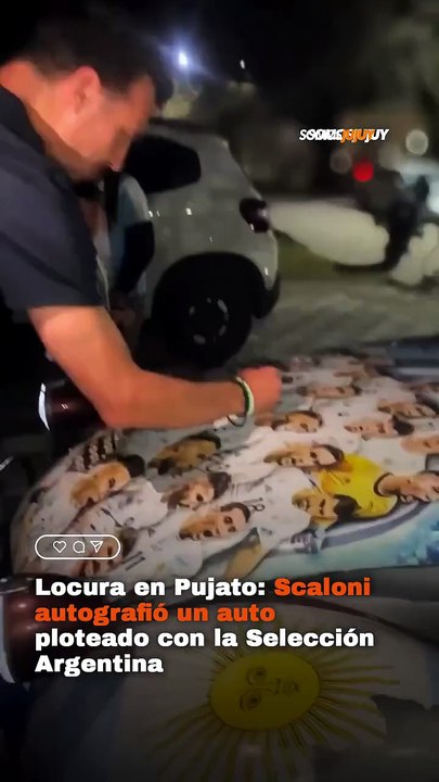 Scaloni autografió un auto dedicado a la Selección Argentina