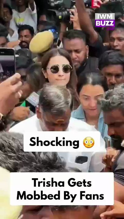 Trisha Gets Mobbed By Fans After Watching Vijay's Jana Nayagan