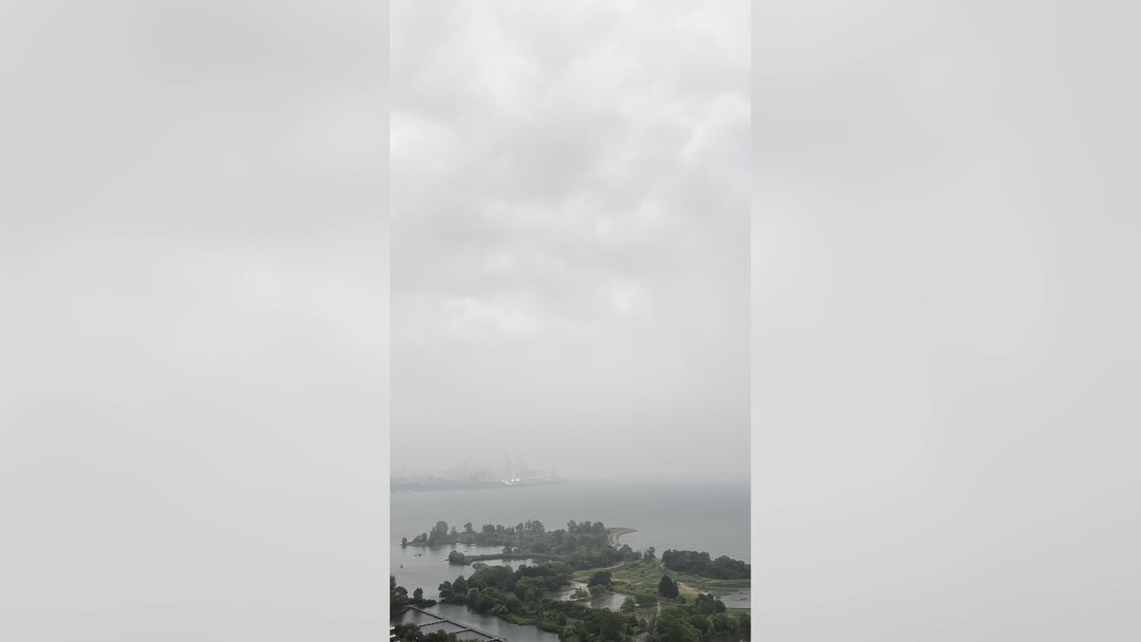 Lightning Strikes Cn Tower During Severe Thunderstorm in Toronto