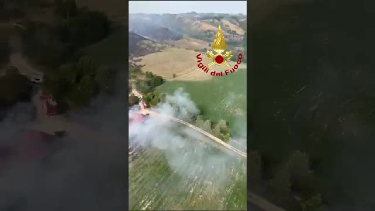 Maxi incendio a Certaldo, fiamme anche vicino ad un resort