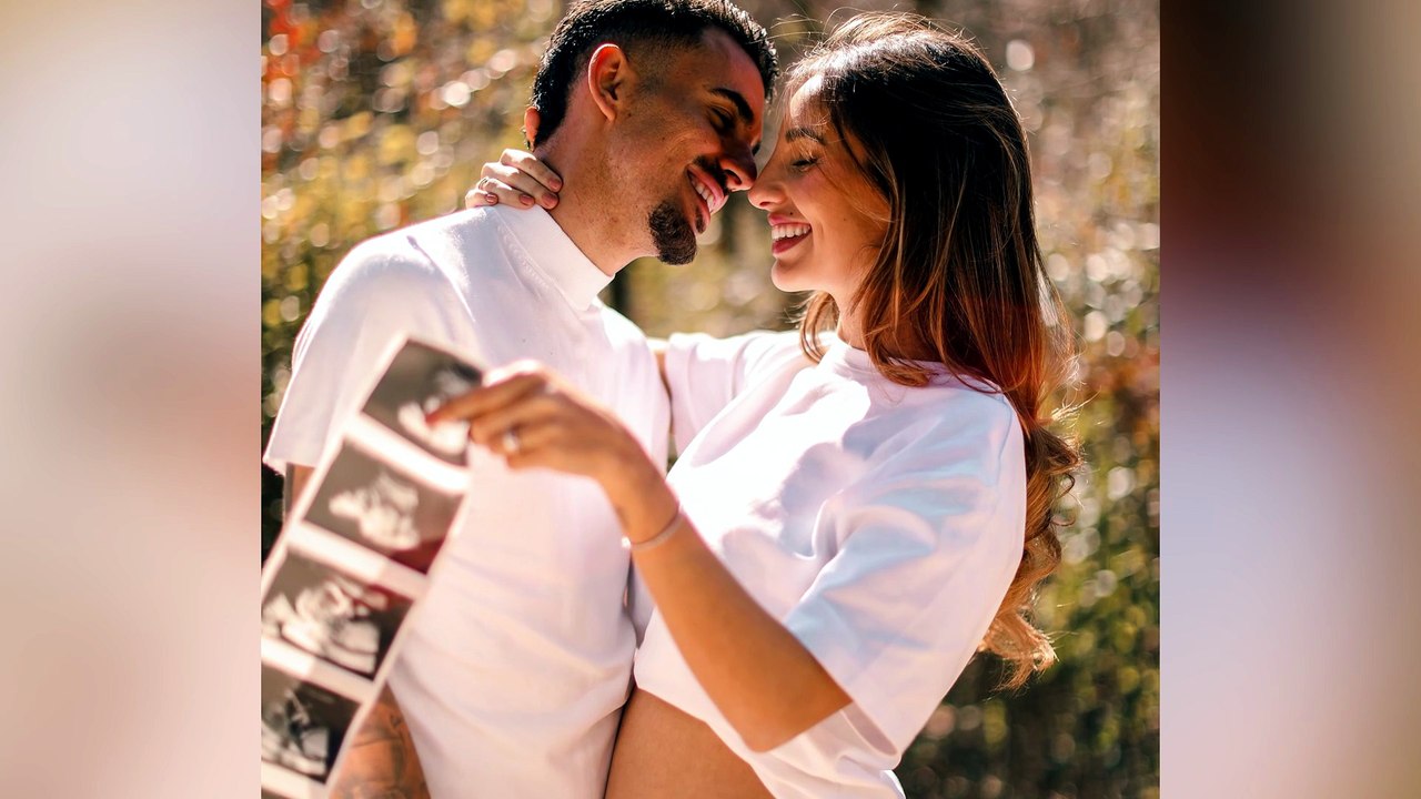Luna Serrat y Dani Ceballos anuncian el nacimiento de sus mellizas