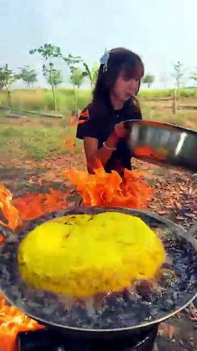 Cooking yummy deep fried cake recipe