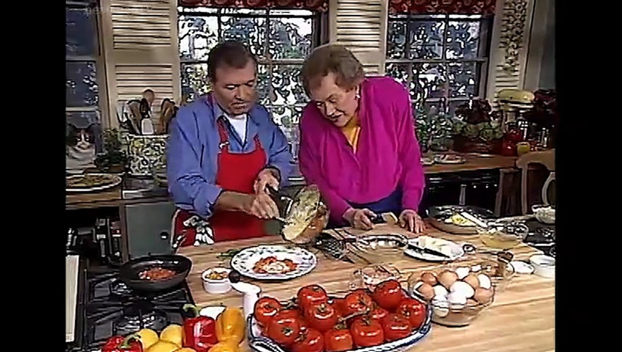 Julia & Jacques Cooking at Home | Eggs-Boiled, Scrambled, Omelets, Frittatas, Eggs Benedict | TV Reality Series (1999) S01-E10 [Full Movie]