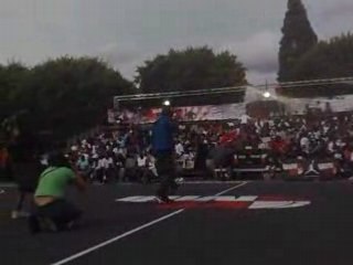 Dry - Tout le monde a terre live au QUAI54