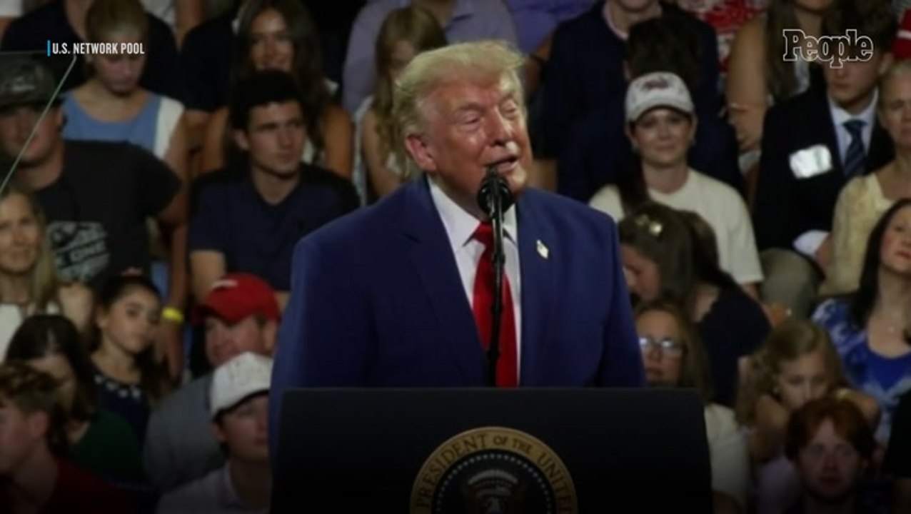 Trump Baselessly Claims ‘Communists’ Want to ‘Blow Up’ Mount Rushmore