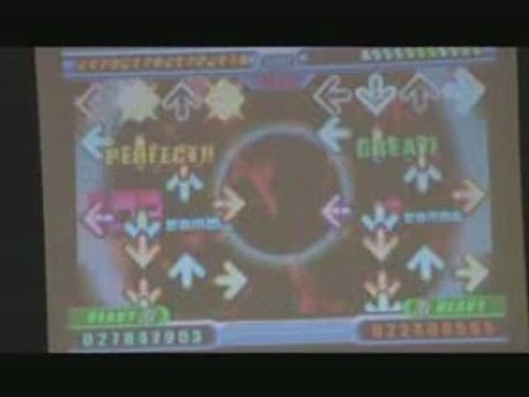 Quart de finale DDR : Huhuh vs Hugo (japan expo 2008)