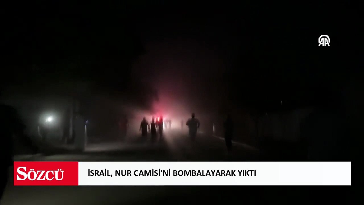İsrail, Nur Camisi'ni bombalayarak yıktı