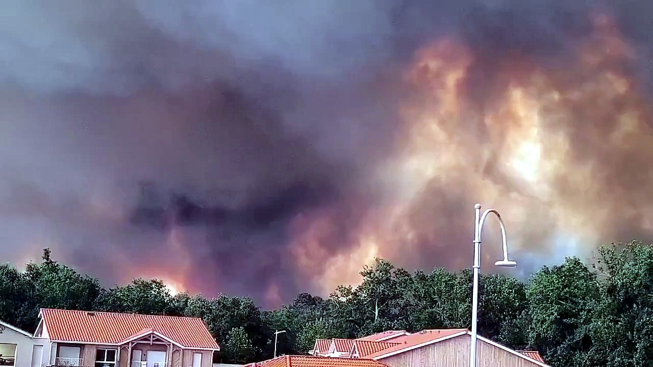 Evacúan a 3.500 personas por incendio forestal cerca de Madrid