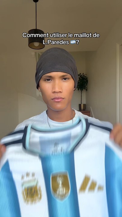 👀