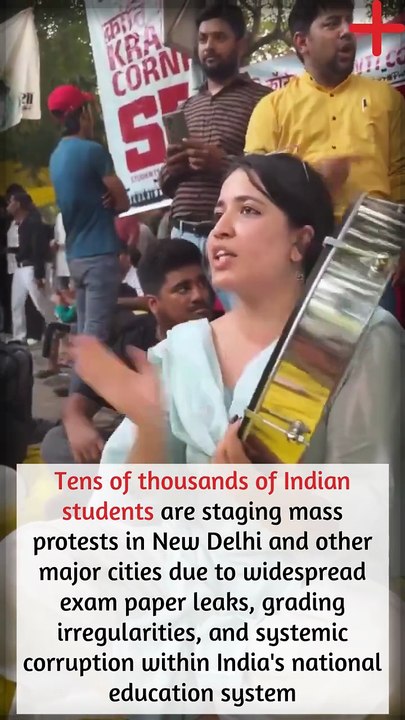 thousands of Indian students are staging mass protests in New Delhi