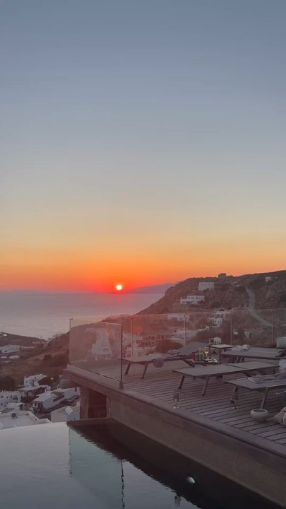 The kind of moment we would like to put on pause 🌅