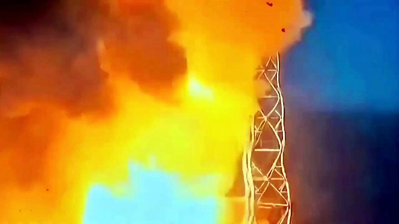 Gravity-1 rocket blasts off from East China Sea with 9 satellites