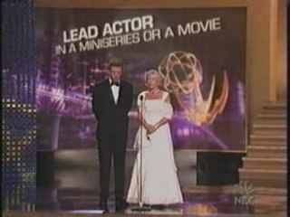 Hugh laurie parle français