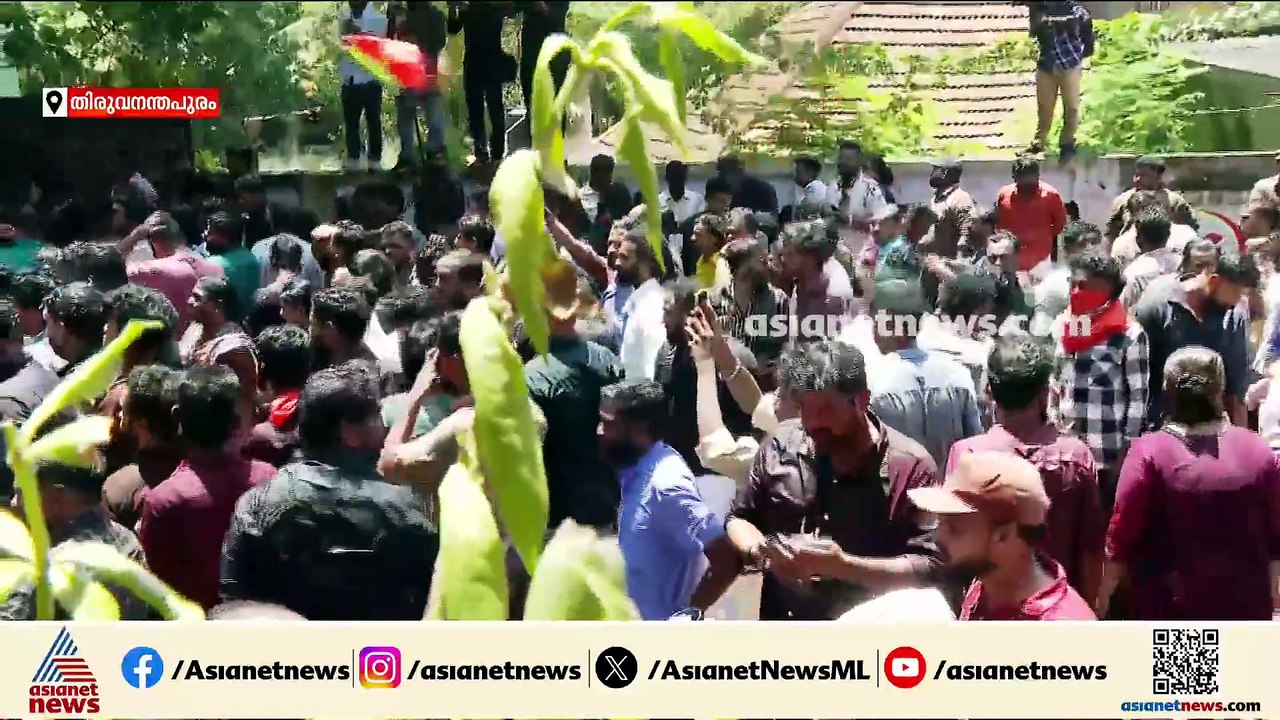 ക്ലിഫ് ഹൗസിലേക്ക് യുവമോർച്ച നടത്തിയ  മാർച്ചിൽ സംഘർഷം; പൊലീസ് ജലപീരങ്കി പ്രയോഗിച്ചു