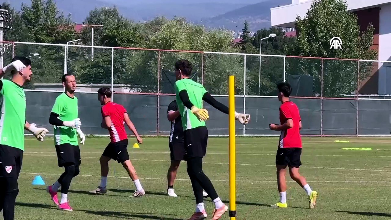 Boluspor, yeni sezon hazırlıklarını günde çift idmanla sürdürüyor | Ajansspor | AA