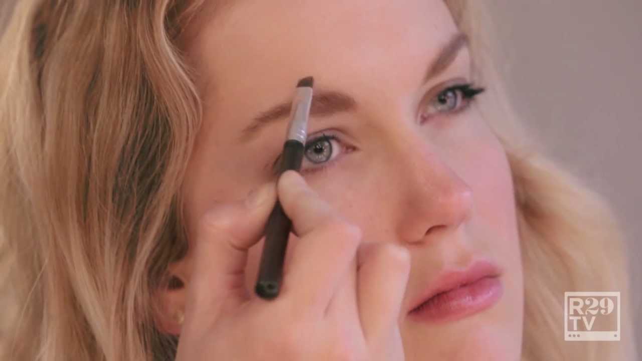 How To Wear Strong Brows (Without Looking Insane!)