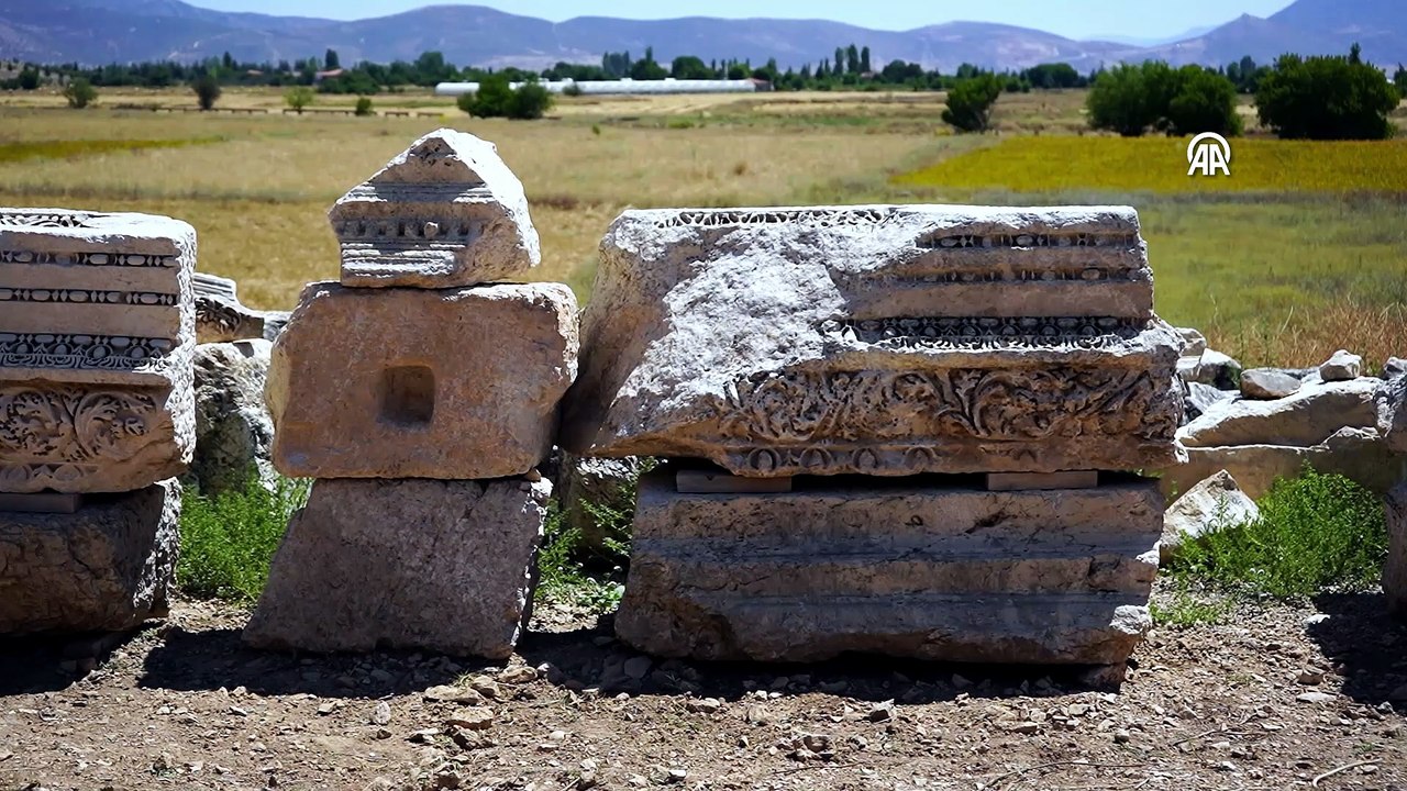 Seleukeia Sidera Antik Kenti'nde yeni keşif: 1500 yıllık demirci atölyesi gün yüzüne çıkarıldı