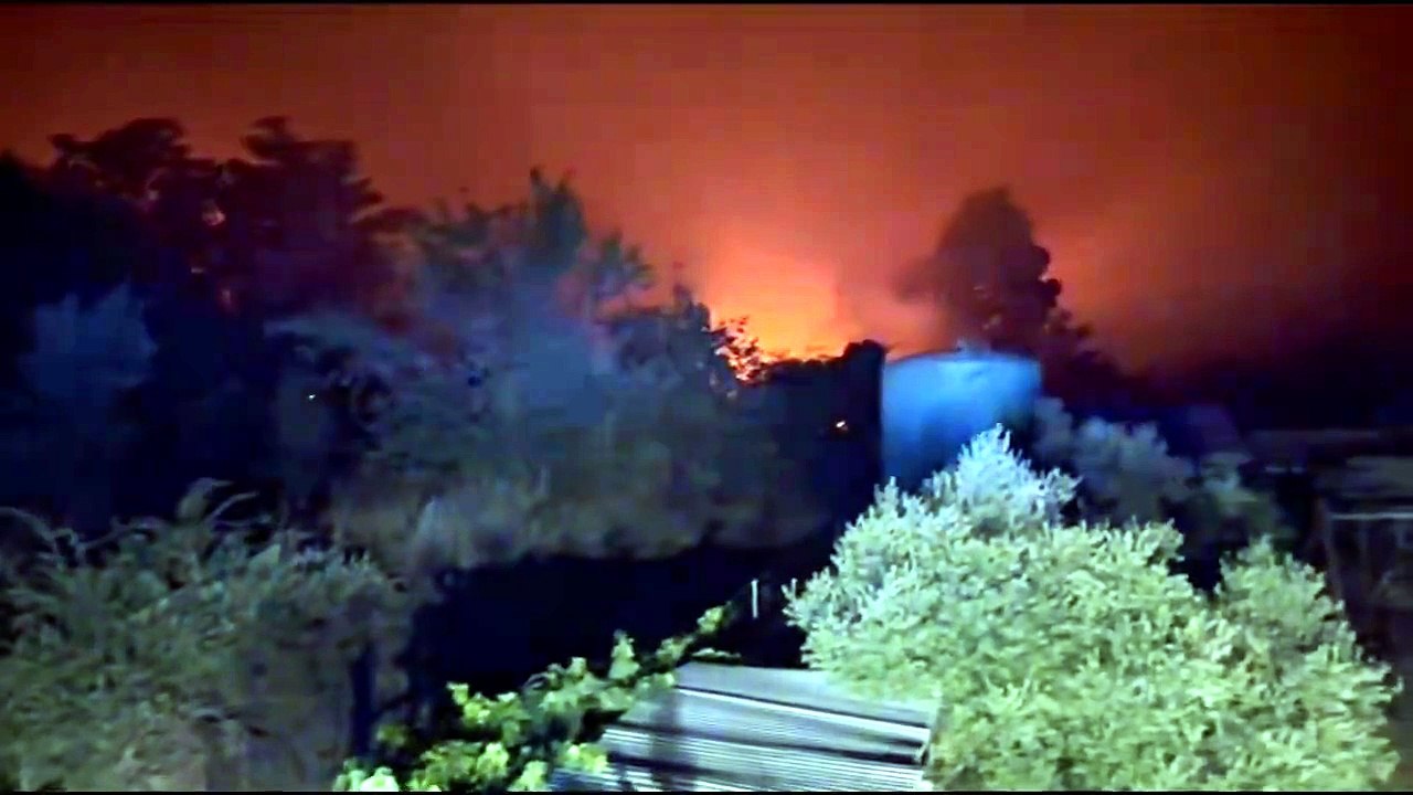 Intervención de la UME en el incendio de Burgohondo (Ávila)
