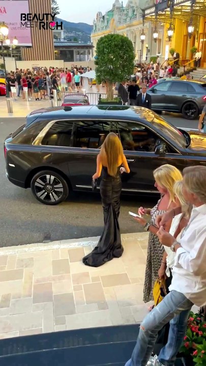 Millionaire Women Dating #richwomendating #luxury