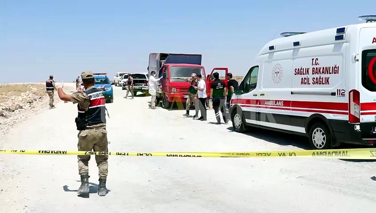 Şanlıurfa'da Bir Kişi Aracında Silahla Vurulmuş Halde Ölü Bulundu