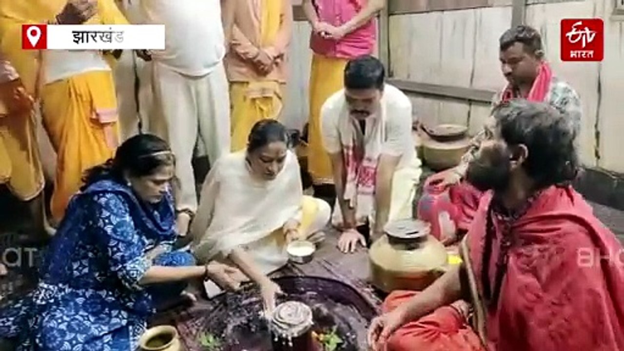 झारखंड की डीजीपी तदाशा मिश्र पहुंचीं बाबा बासुकीनाथ धाम, श्रावणी मेले की सुरक्षा तैयारियों का लिया जायजा