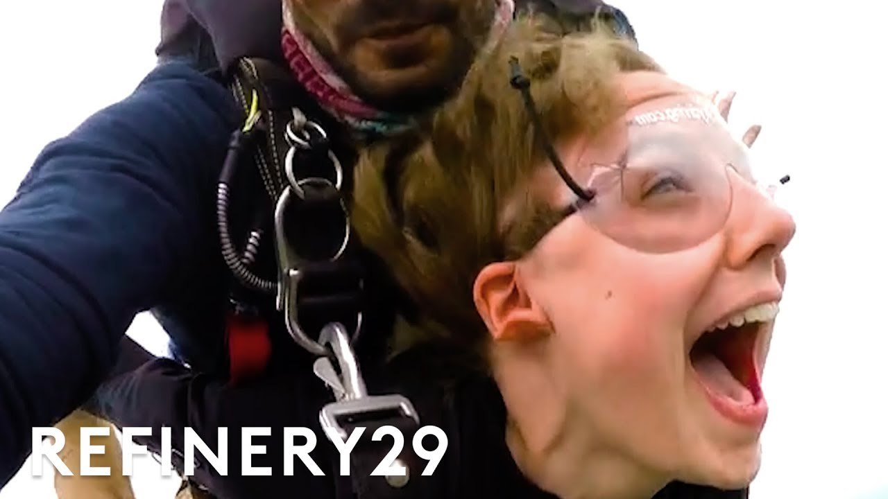SKYDIVING! I Jumped Out Of A Plane For The Firs...