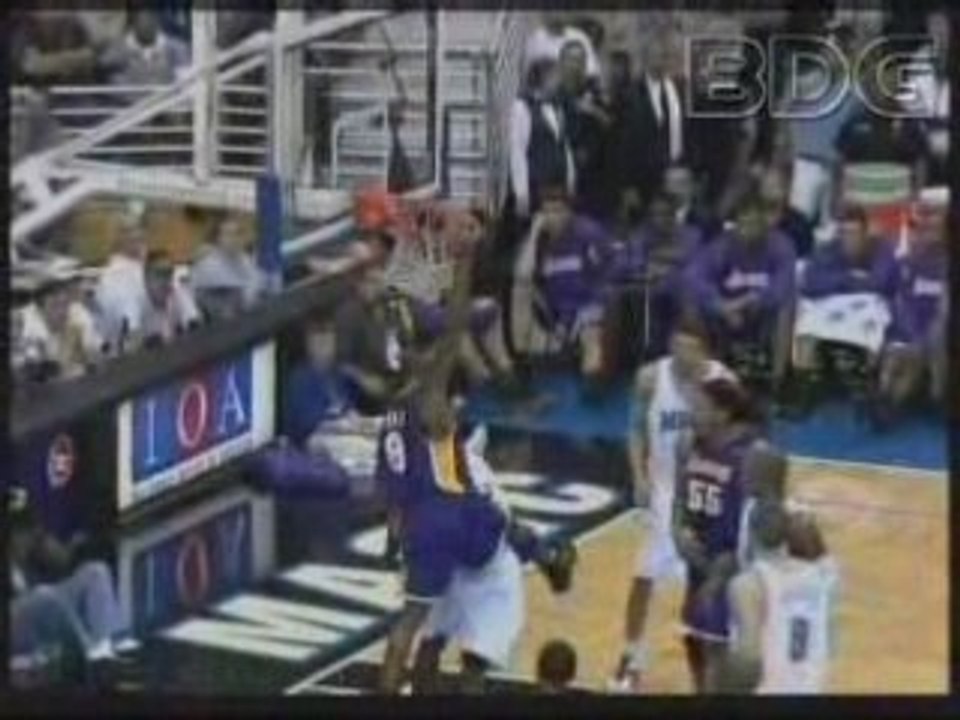 Kobe Bryant Dunk On Dwight Howard